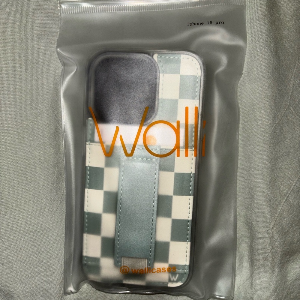Wallis Checkered iPhone 15 Pro Case - Sage Green and White
